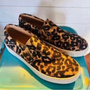 Steve Madden slip on shoes size W8 - like new condition